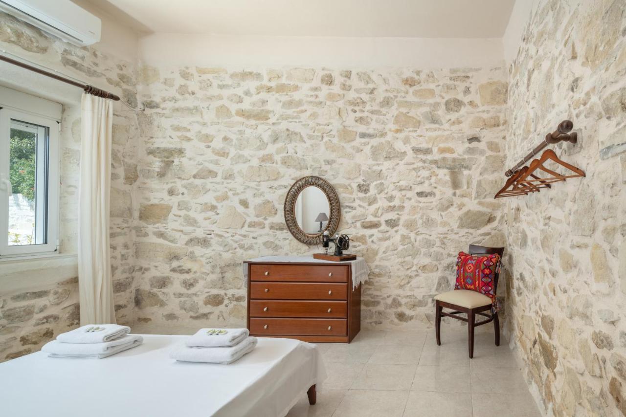 Zeus Traditional House Mitropolis  Εξωτερικό φωτογραφία
