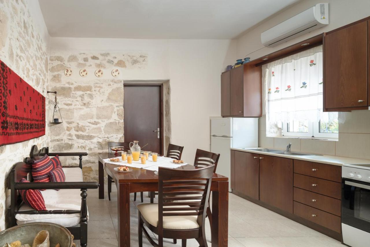 Zeus Traditional House Mitropolis  Εξωτερικό φωτογραφία