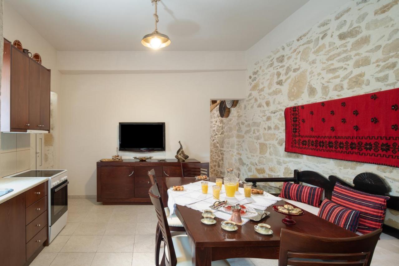 Zeus Traditional House Mitropolis  Εξωτερικό φωτογραφία